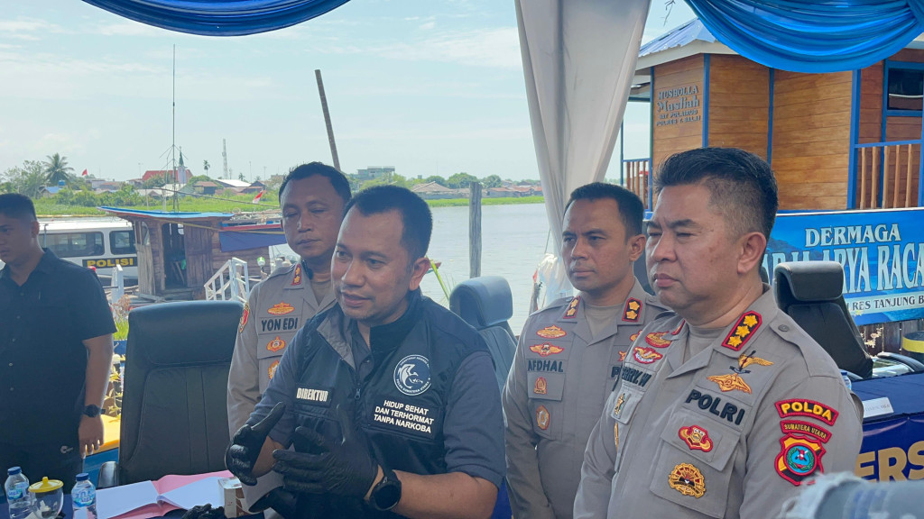 Polda Sumut Gagalkan Penyelundupan 30 Kg Sabu dan 2.000 Liquid Vape dari Malaysia