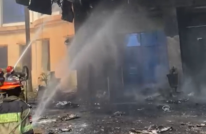 Gedung Madina Al Munawaarah Asrama Haji Medan Terbakar