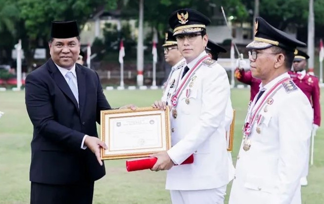 Wali Kota Medan-Wakil Terima Penghargaan dari IPDN, Rico Waas: Akan Kami Jaga