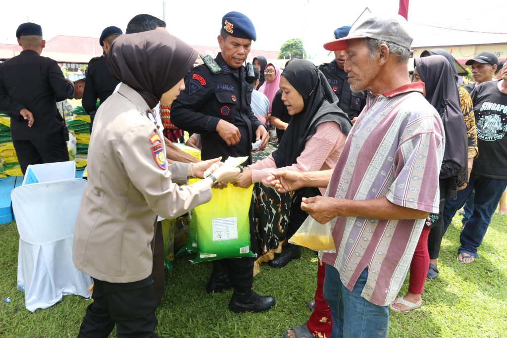 Kapolda Sumut Launching Gerakan Pangan Murah: 200 Ton Beras SPHP Disalurkan