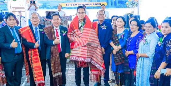 Hadiri Pesta Puncak Transformasi HKBP Pasar Melintang, Rico Waas Ajak Perubahan Lebih Baik