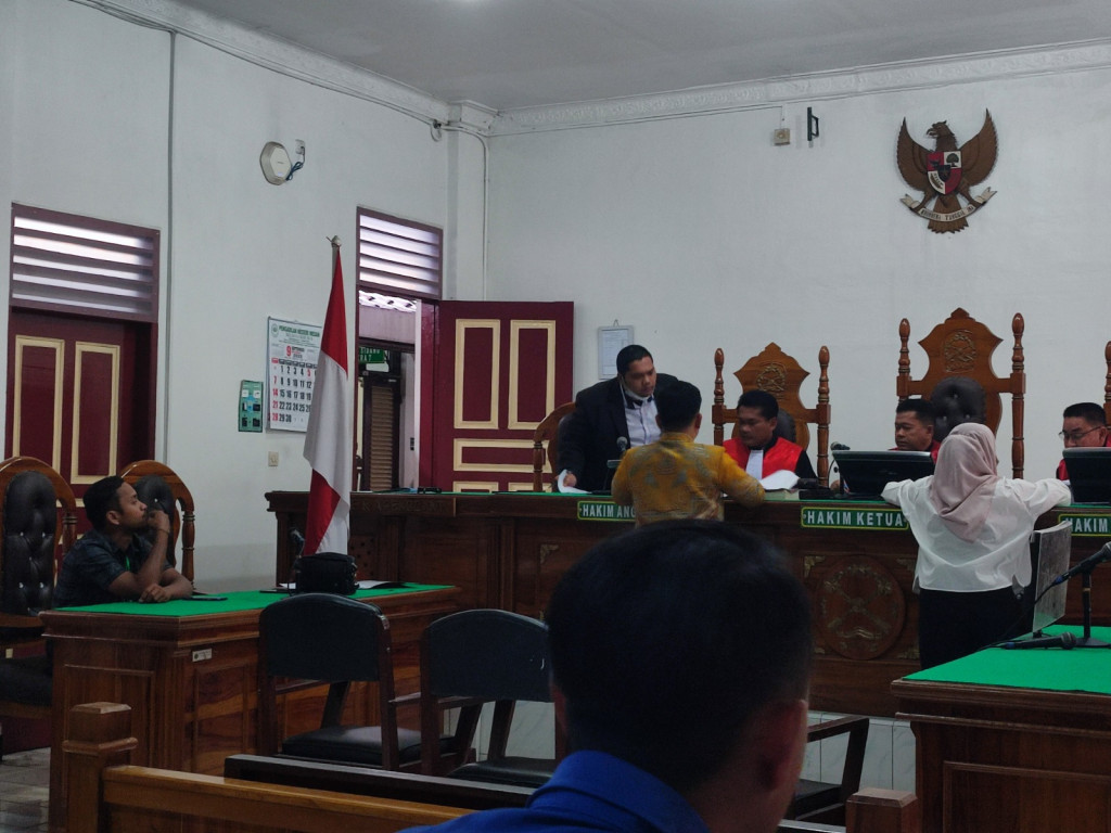Sidang Mantan Pekerja Ekspedisi, Tuntut Pesangon Usai Diberhentikan Sepihak