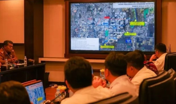 17 Kecamatan di Medan Langganan Banjir Luapan Sungai, Rico Waas: Harus Kita Selesaikan