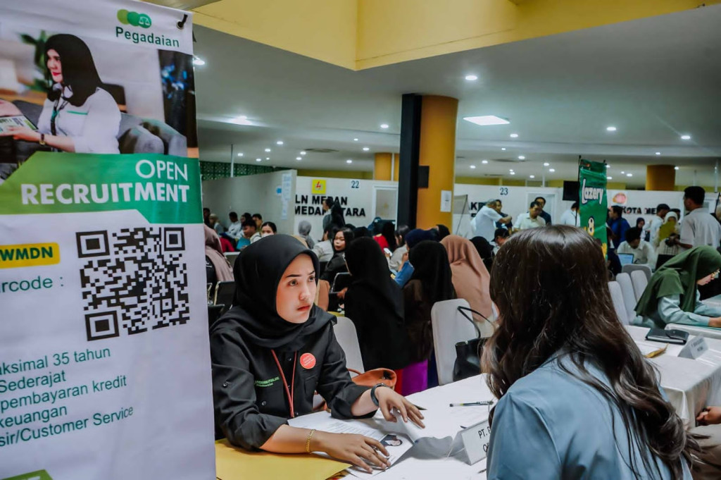Rabu Walk In Interview Pemko Medan Diserbu Ratusan Pencari Kerja