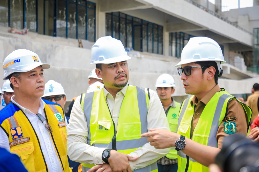 Jelang AFF U-19 2026, Rico Waas Komitmen Selesaikan Pembangunan Stadion Teladan Tepat Waktu