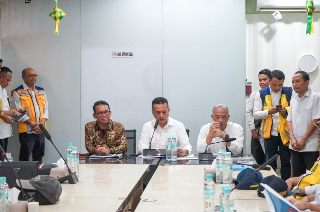 Dihadapan Komisi V DPR RI, Wawalkot Medan Tekankan Pertemuan Lintas Sektor Atasi Banjir Rob Belawan