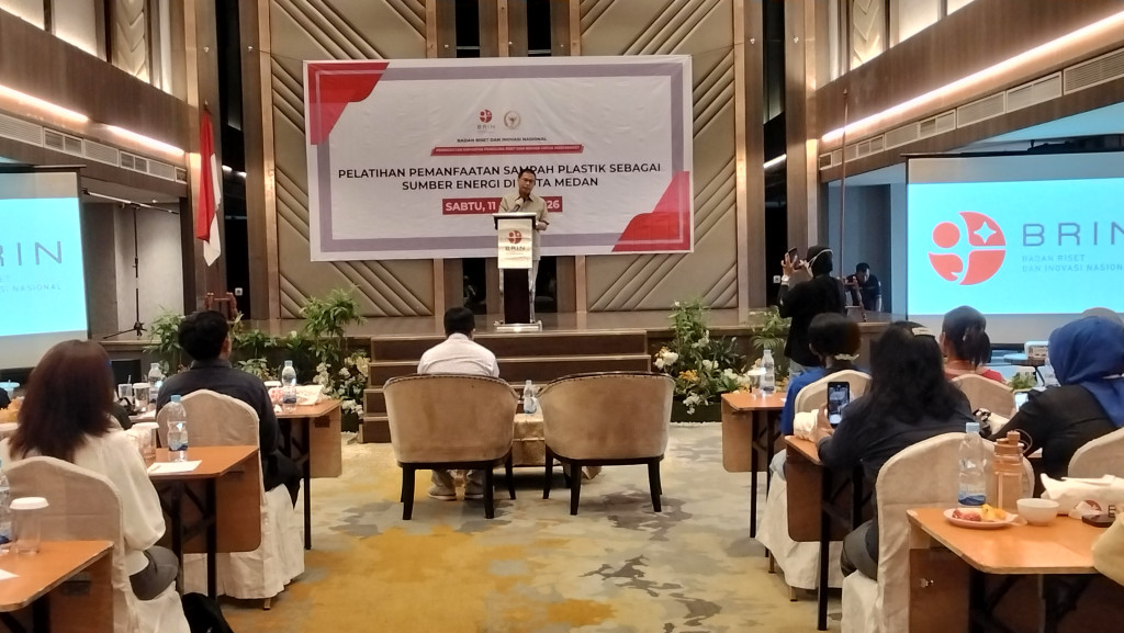 Gejolak Geopolitik Sebabkan Krisis Energi, dr Sofyan Tan Dorong Masyarakat Manfaatkan Sampah Plastik