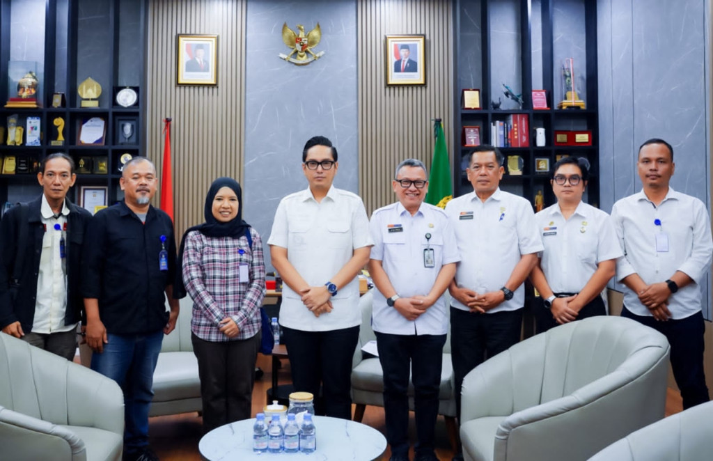 Dukung Turnamen Futsal SMP Piala Wali Kota Medan, Rico Waas Tekankan Prioritaskan Prestasi