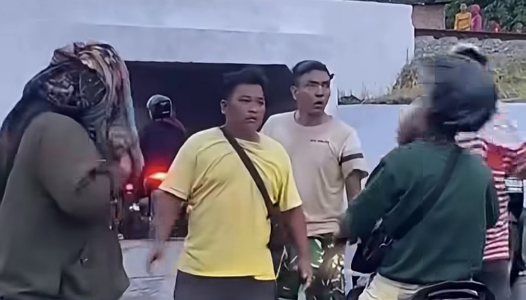 Pasutri di Deli Serdang jadi Sasaran Keberingasan Preman, Istri Hamil Ditendang - Suami Diancam Ditembak
