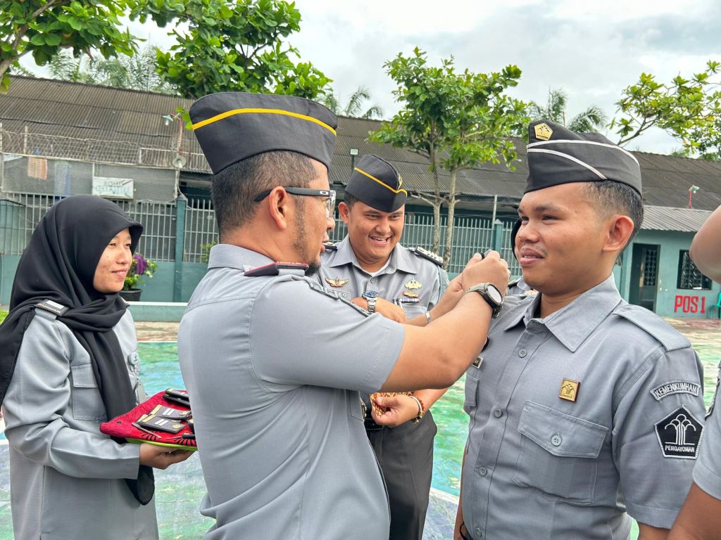 Lapas Labuhan Ruku Gelar Penyematan Tanda Kenaikan Pangkat