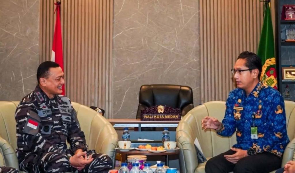 Terima Kunjungan Dankodaeral I TNI AL, Rico Waas Tekankan Kordinasi dan Sinergi Jaga Keamanan Laut